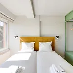Out Marques 리스본