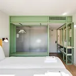 Out Marques 게스트하우스 4*