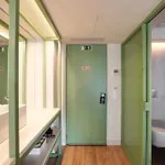 Out Marques 리스본