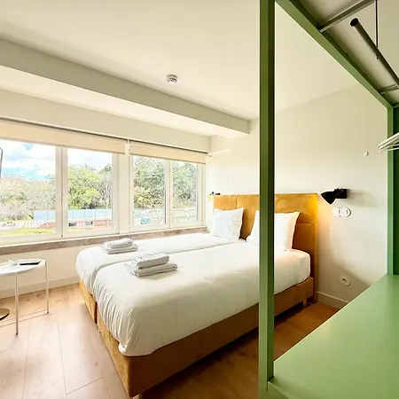 Out Marques Guest house Lisbon