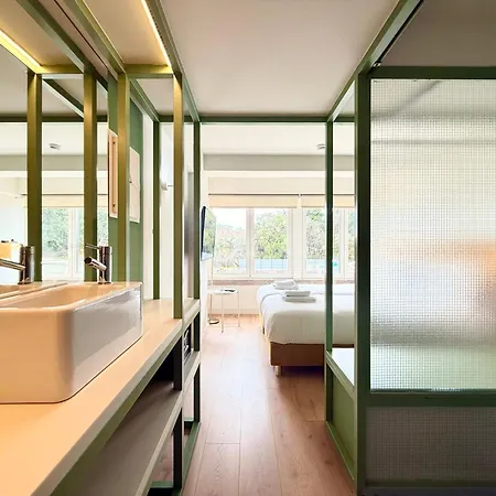 Guest house Out Marques Lisbon