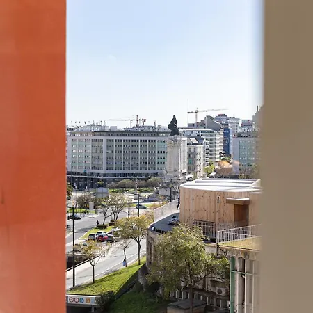 Out Marques Guest house Lisbon