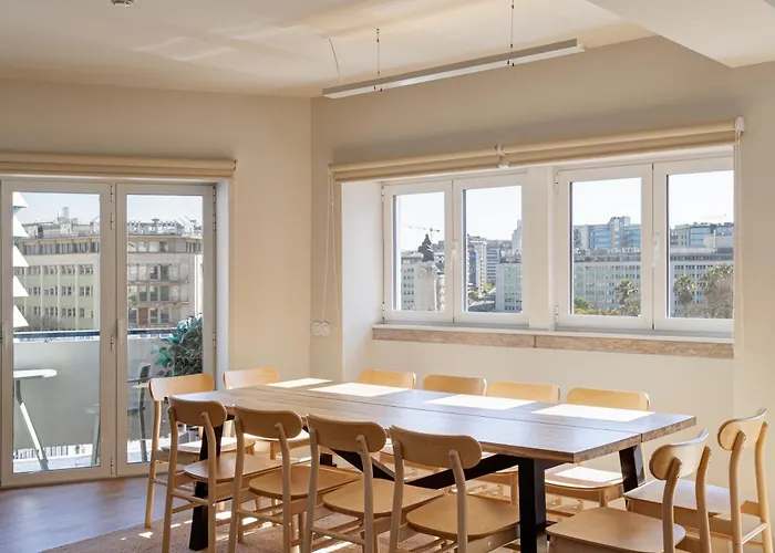 Out Marques 리스본