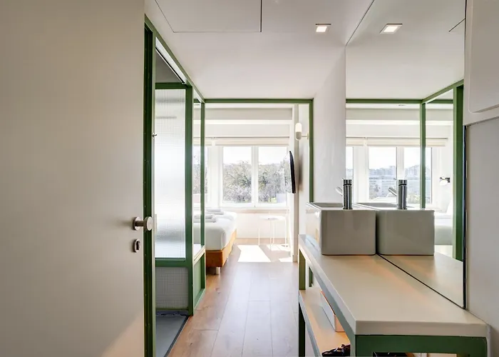 Out Marques 리스본