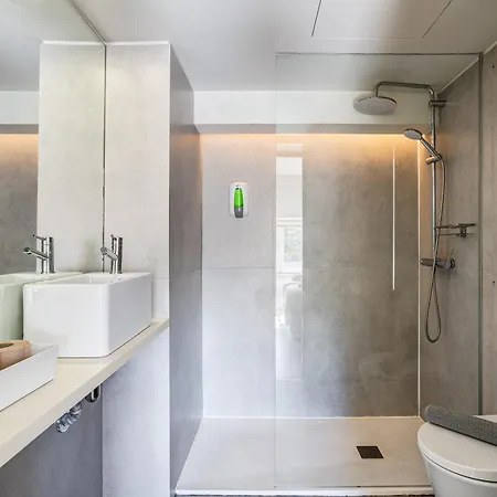 Out Marques 4* Lisboa