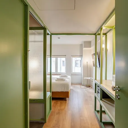 Out Marques Pensión 4*