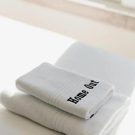 Konukevi Out Marques 4*