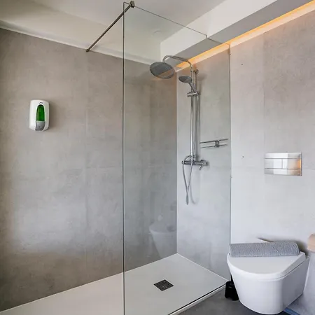 Konukevi Out Marques Lisboa