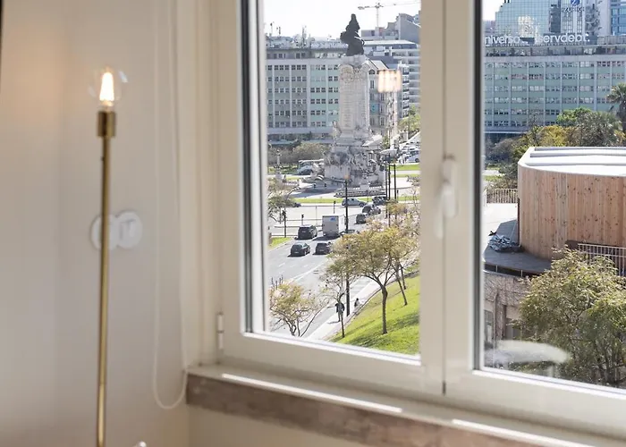 Out Marques 4* Lisboa