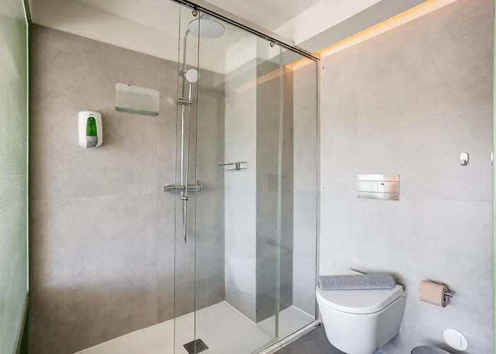 招待所 Out Marques 4*