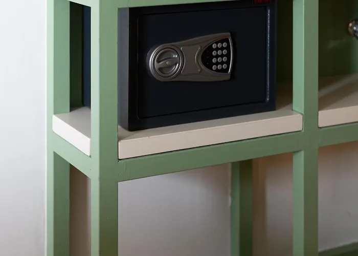 Out Marques 招待所 4*